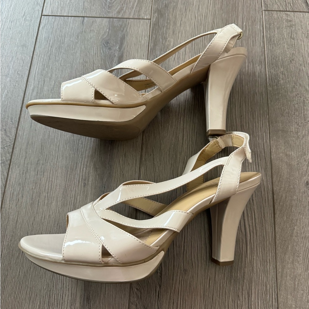 Naturalizer Tan Pumps Size 10